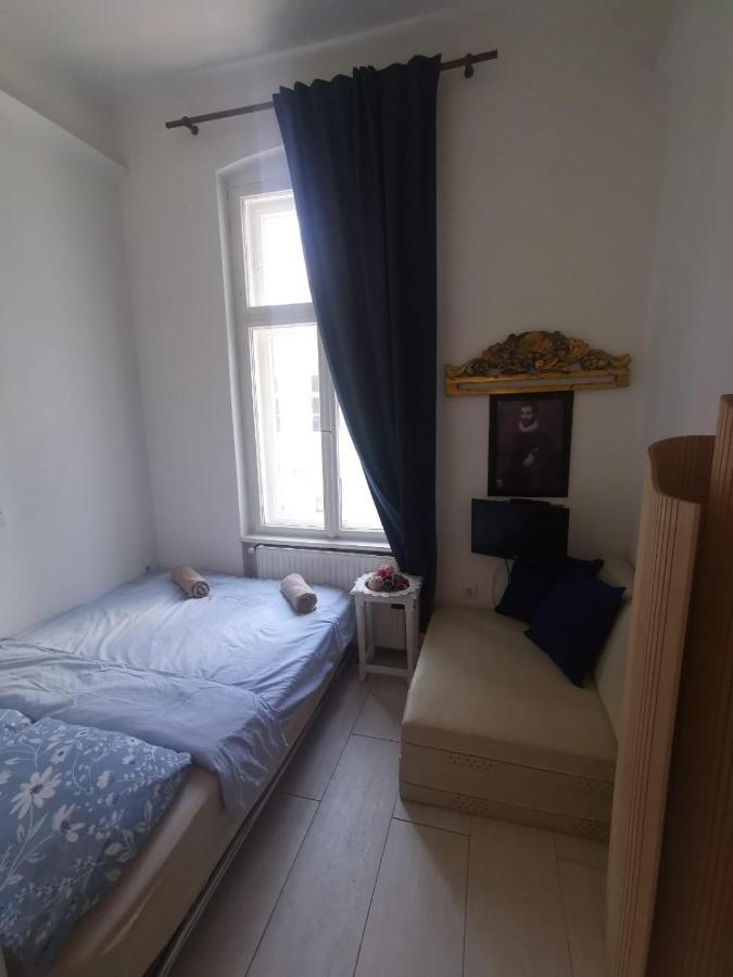 Tiny Apartment In City Center Zagreb Exterior foto